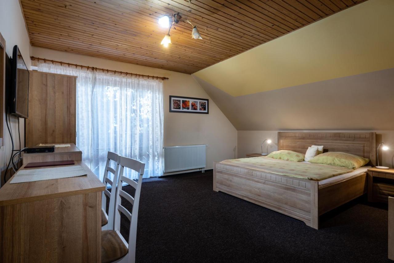 Penzion Via Mara Liptovský Mikuláš Exteriér fotografie