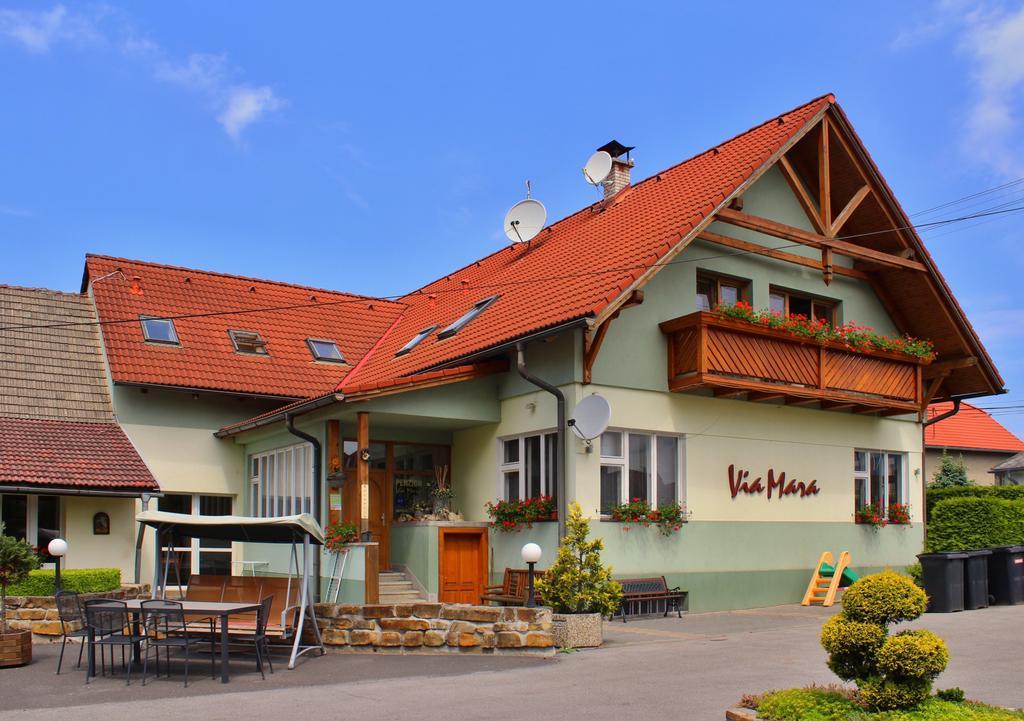 Penzion Via Mara Liptovský Mikuláš Exteriér fotografie