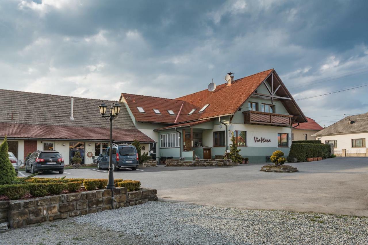 Penzion Via Mara Liptovský Mikuláš Exteriér fotografie